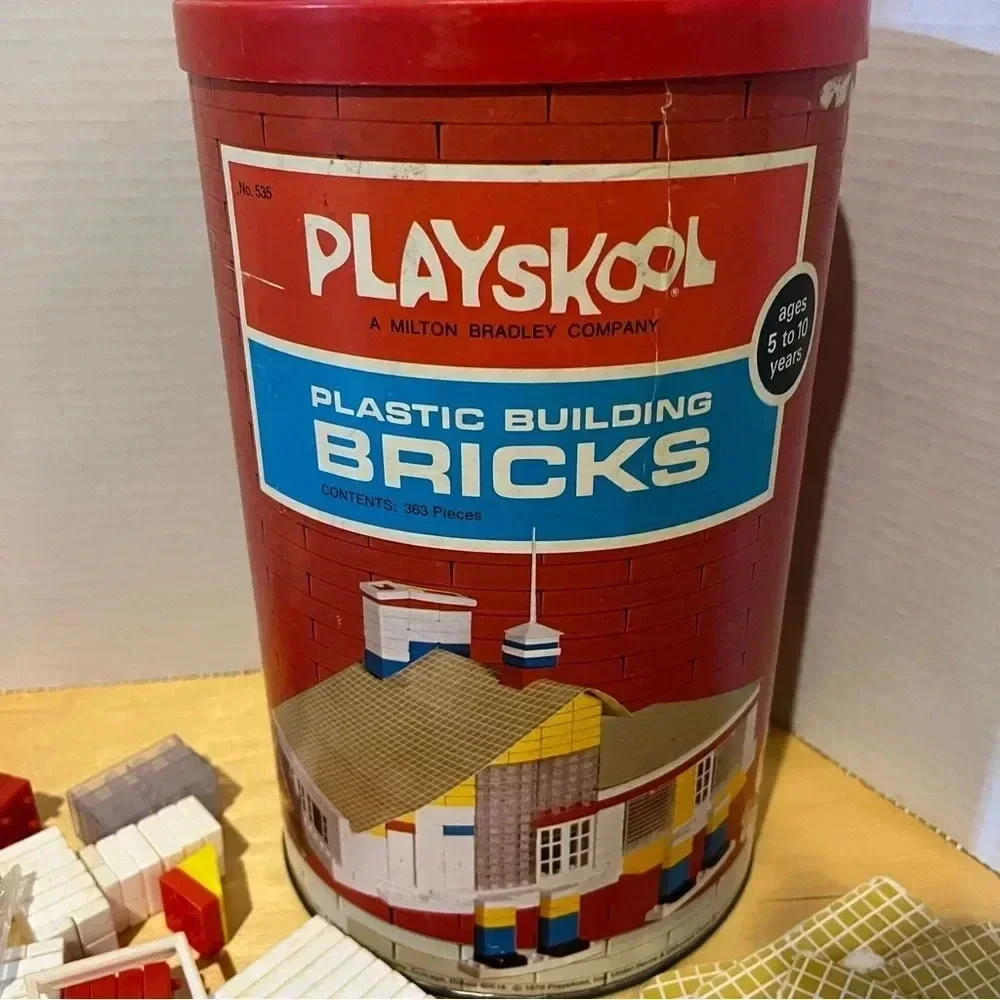 Vintage 1970 PLAYSKOOL Plastic Building Blocks Bricks Milton Bradley Canister
